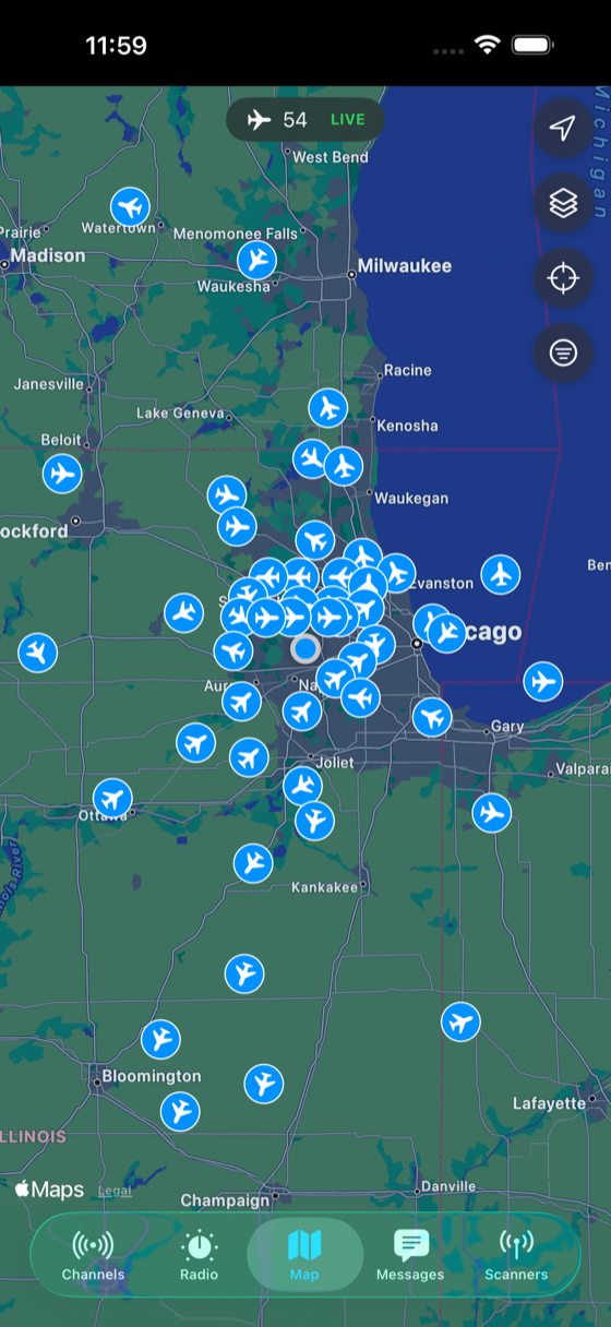 The live map with dozens of aircraft over the Chicago area